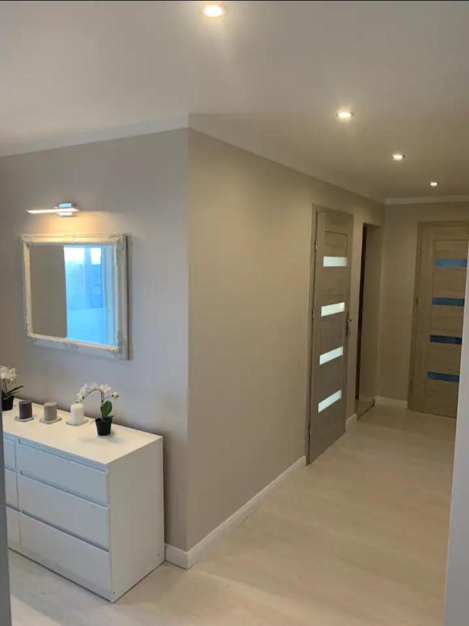 R&J Guesthouse Ro0M Grindavik Bagian luar foto